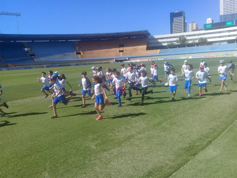 Estádio Serra Dourada Visita