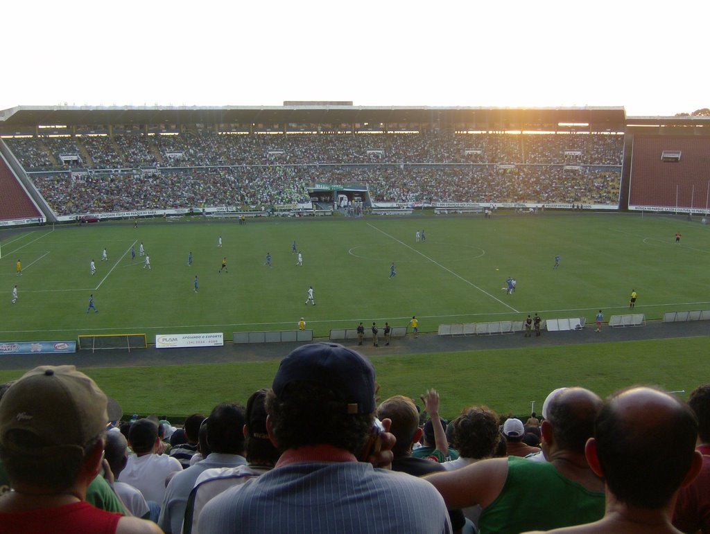 Estádio Parque do Sabiá Um Dia de Jogo