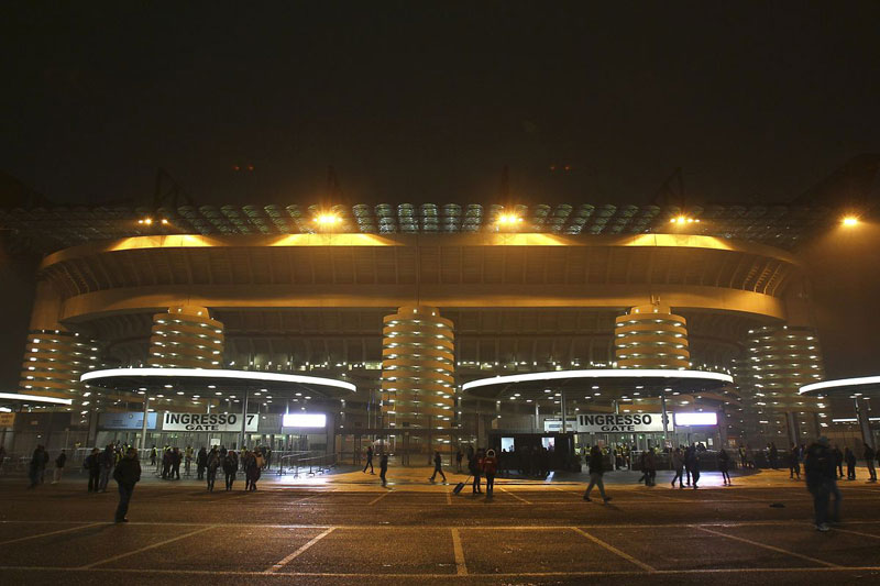 Estádio San Siro A Noite